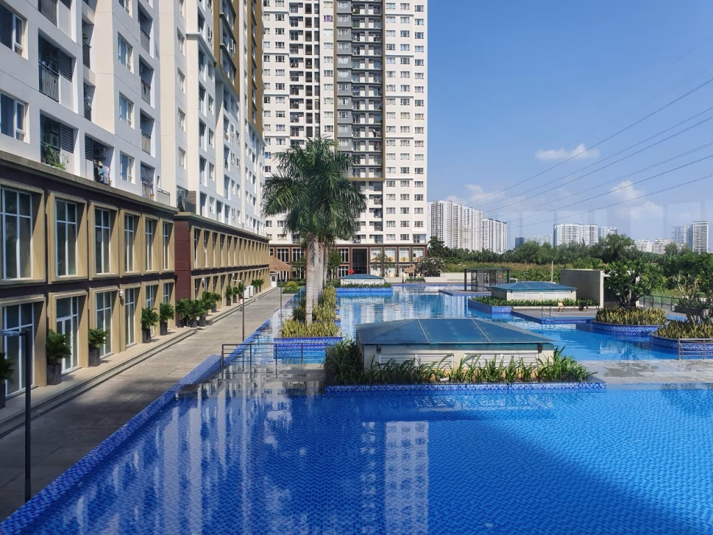 Hồ bơi tràn 2000m2 the park residence